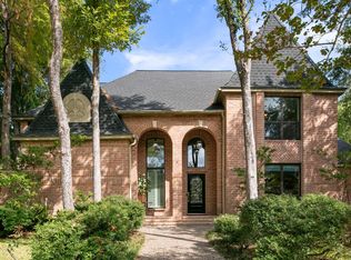 11818 Castle Ridge Dr, Houston, TX 77077