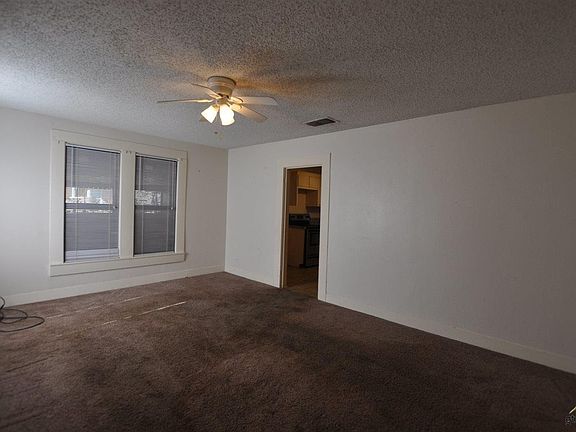 5th image of 803 Noble St