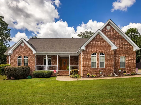 411 Anna Brook Ln, Oxford, AL 36203