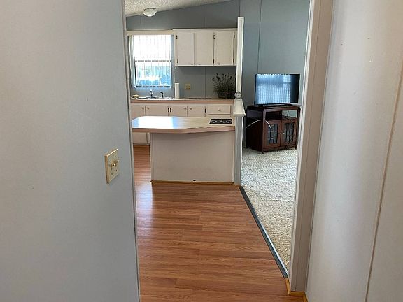 5th image of 121 Buccaneer Dr #349