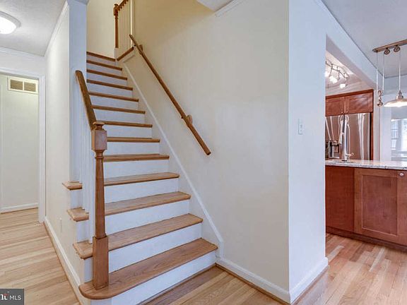 4th image of 1837 Tilden Pl