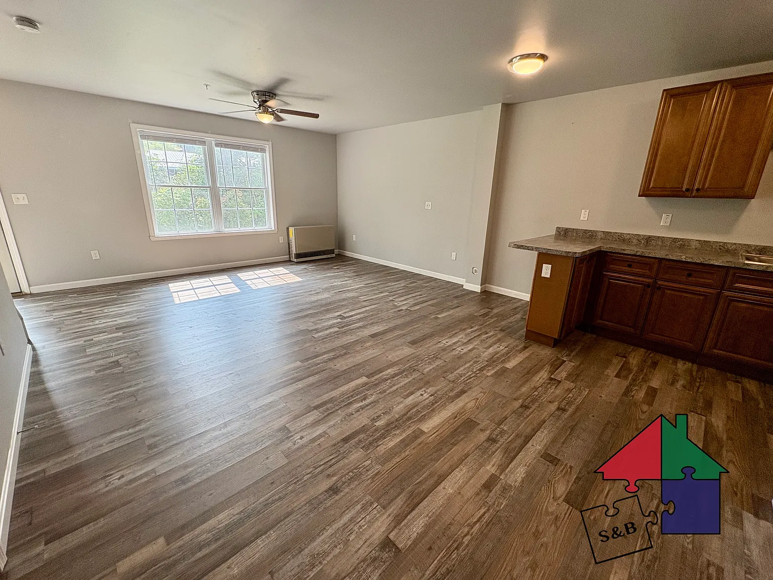3 bed, 2.5 bath, $2,495 — Photo 3