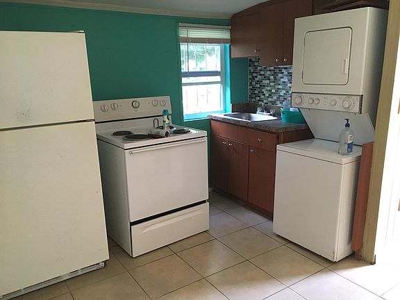 5th image of 3180 NW 134th St