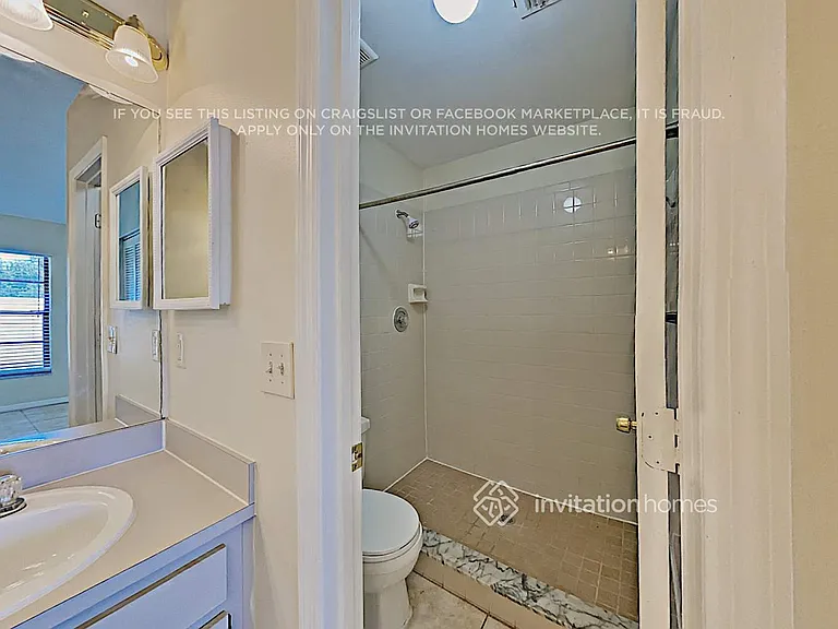 5473 Friarsway Dr — Photo 11