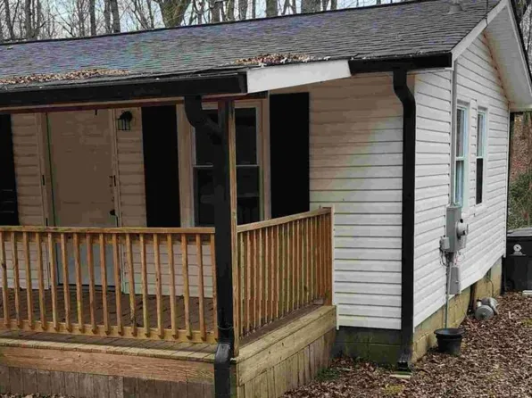 62 McClure Rd, Temple, GA 30179