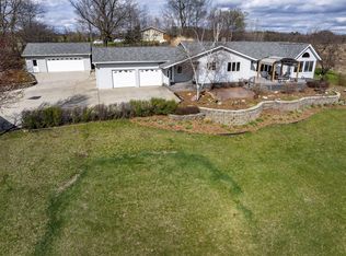 N14488 Delaney Rd, Trempealeau, WI 54661