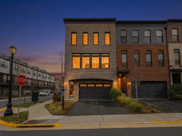 42313 Impervious Ter, Ashburn, VA 20148