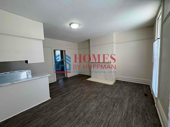 4th image of 1404 Culver Dr Unit A