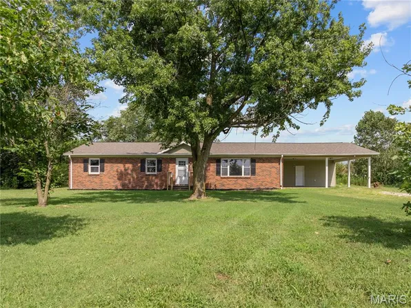 258 County Highway 807, Sikeston, MO 63801