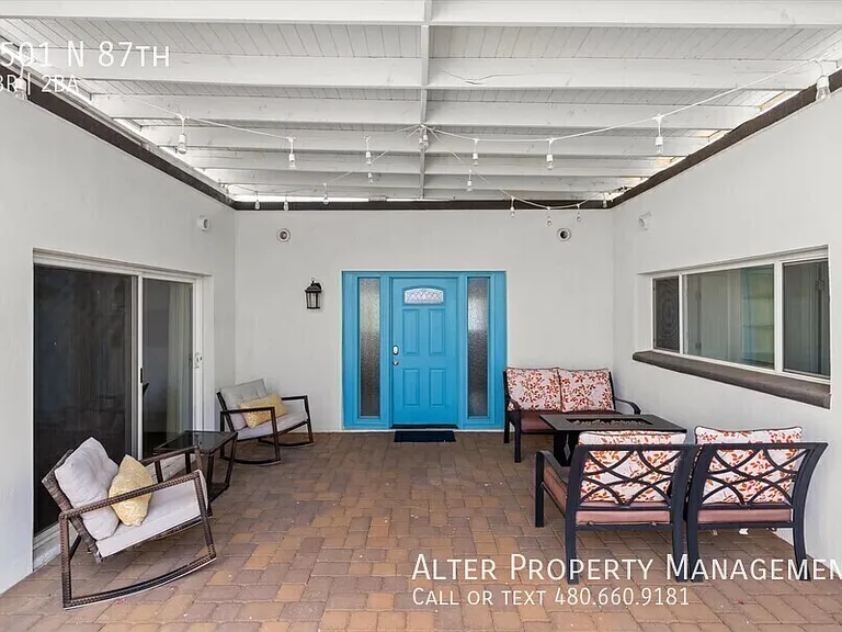 6501 N 87th Way — Photo 2
