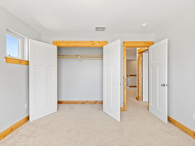 2781 Renee Way — Photo 30
