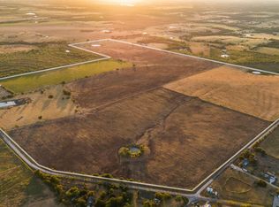 10461 Elk Rd, Axtell, TX 76624