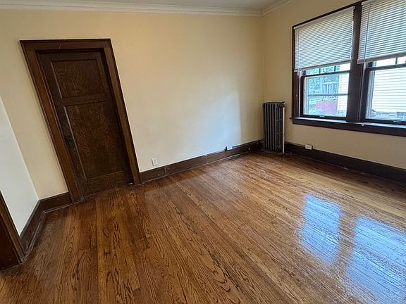 3rd image of 1319-21 12th St #1321-1S