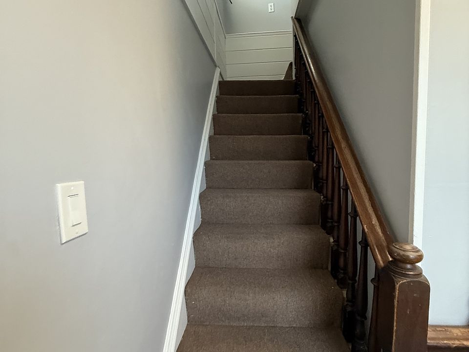1st image of 64 Pearl St #3