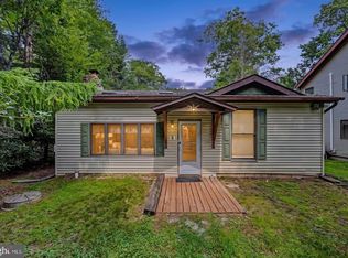 27 W Fern St, Lake Harmony, PA 18624