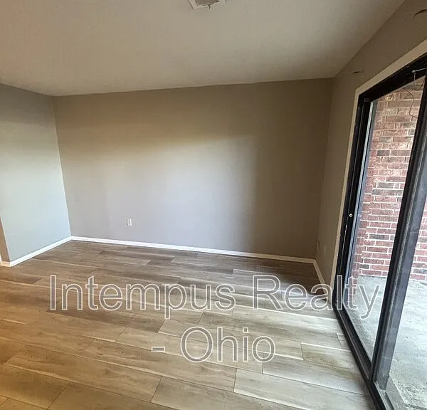 10 King Arthur Ct — Photo 12