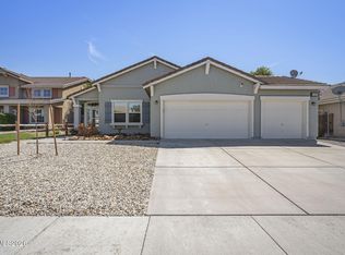 1727 Blue Oak Ct, Fernley, NV 89408