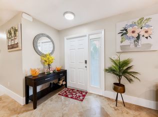 698 107th Ave N, Naples, FL 34108