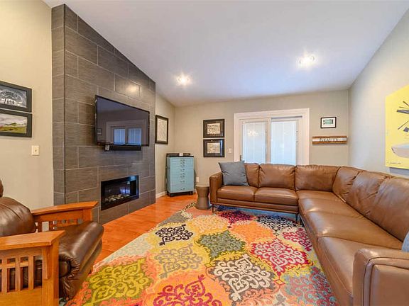 5th image of 73 Belmont Ct