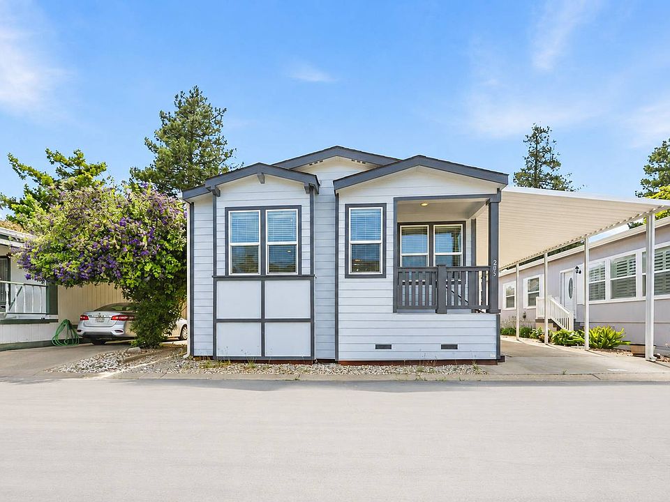 1st image of 3263 Vineyard Ave Space 205