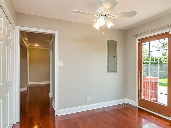 5th image of 7850 N Octavia Ave