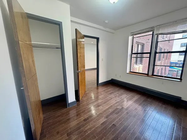 2724 Pitkin Avenue image 5 of 6