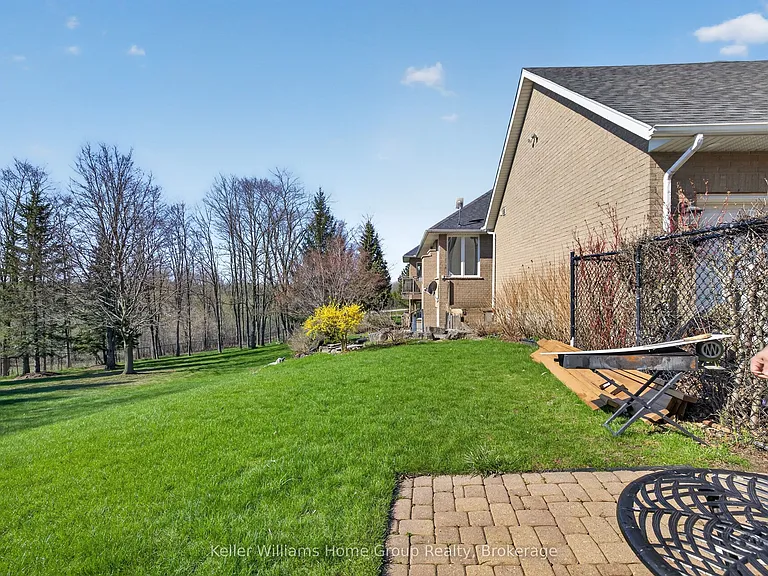 23 Fox Run Dr #B — Photo 5