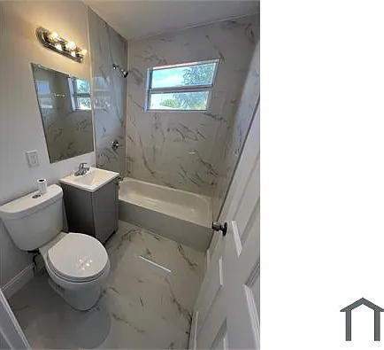 1010 Adams St — Photo 2