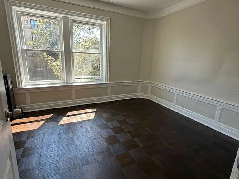 323 Park Ave #5 — Photo 7