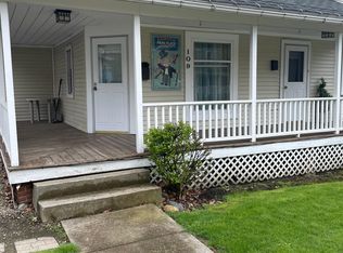 109 Park Ave #1, Chardon, OH 44024