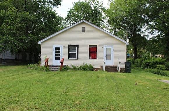 1st image of 1018-102 Grace Ave