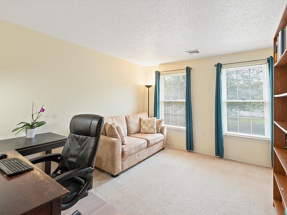 15 Windsor Court UNIT G, Keene, NH 03431 Zillow