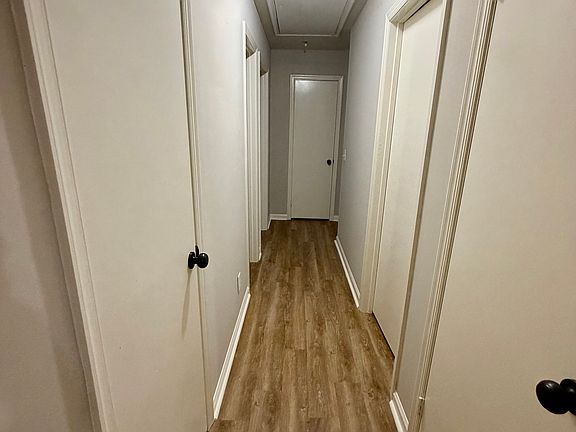 5th image of 21 Willow Dr