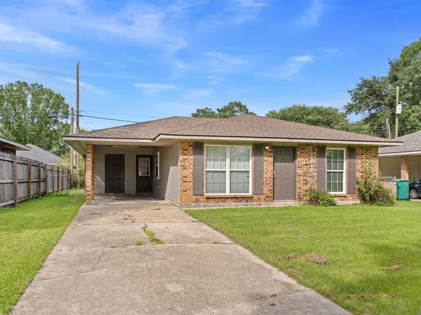 8745 Fairoaks St, Denham Springs, LA 70726