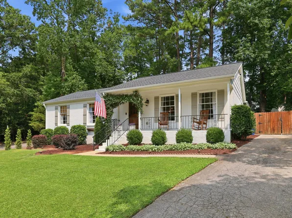 5918 Windham Dr, Raleigh, NC 27609
