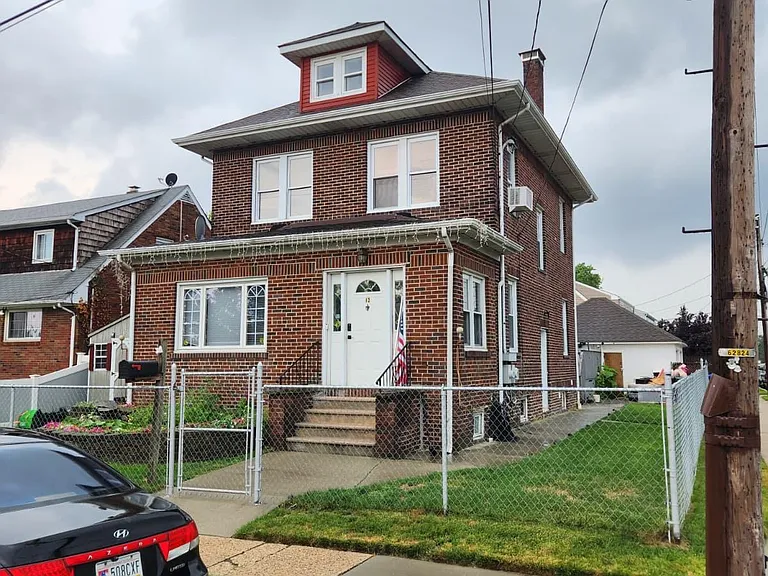 13 Daniel St #B — Photo 13