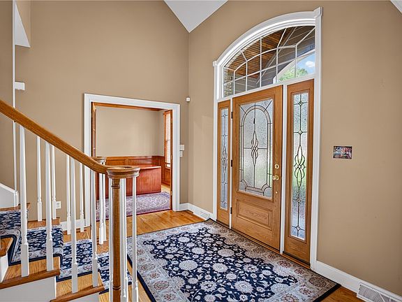 4th image of 2383 Morrow Rd