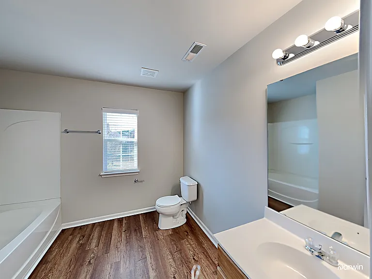 307 Evesham Ave — Photo 14