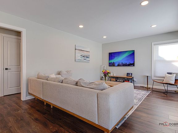 4th image of 1011 N Haddow Ave