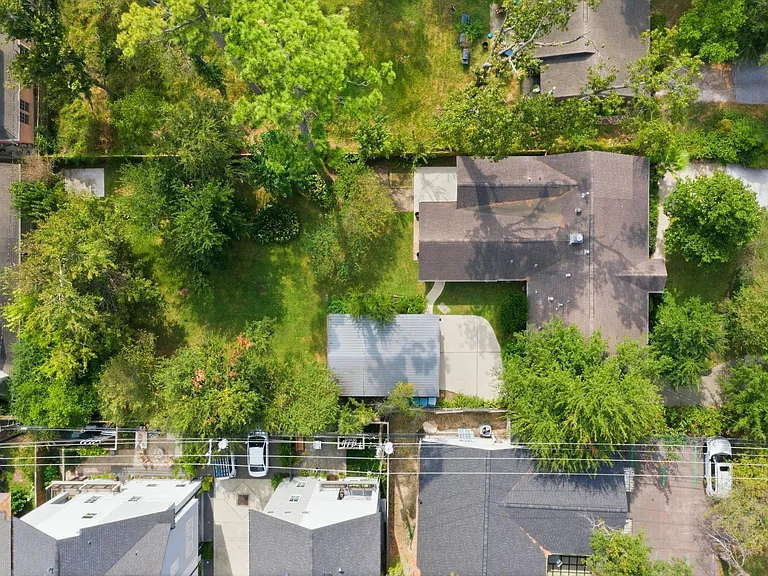 1320 Woodvine Dr — Photo 39
