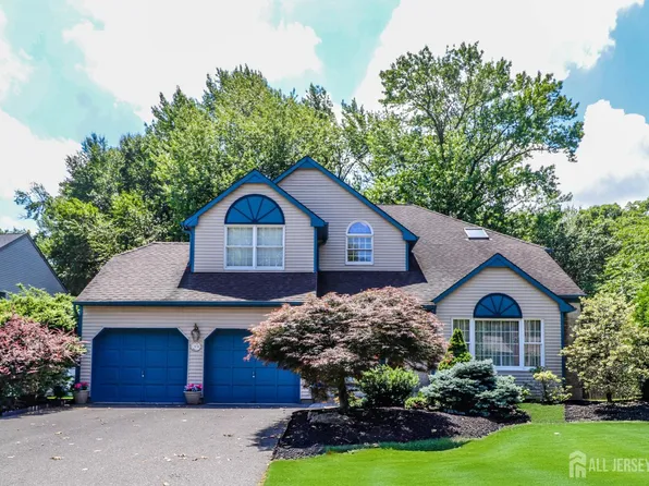 89 King St, Edison, NJ 08820