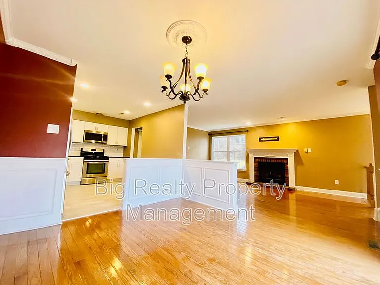 475 Stoneglen St — Photo 8