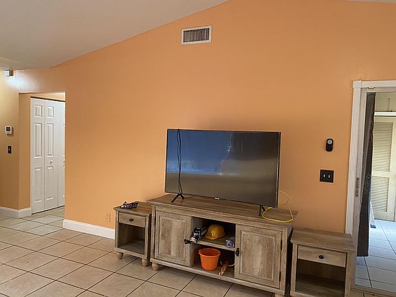 5th image of 2159 Pretty Ln APT 4