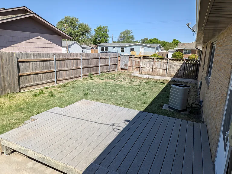 207 Walnut St — Photo 18