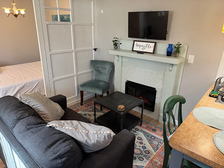 3277 N Whitney Ave #2 — Photo 3
