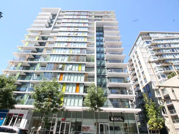 1783 Manitoba St, Vancouver, BC V5Y 0K1