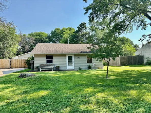 727 Elm St, Anoka, MN 55303
