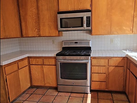 4th image of 10793 Onyx Ct