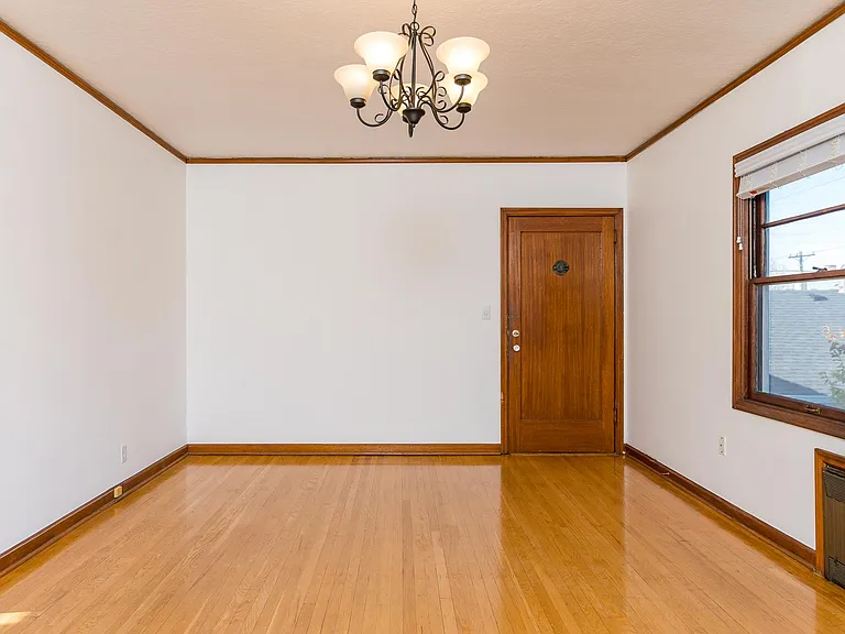 2500 NE Weidler St — Photo 33