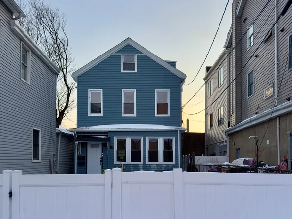 10 East 11th Street image 1 of 43